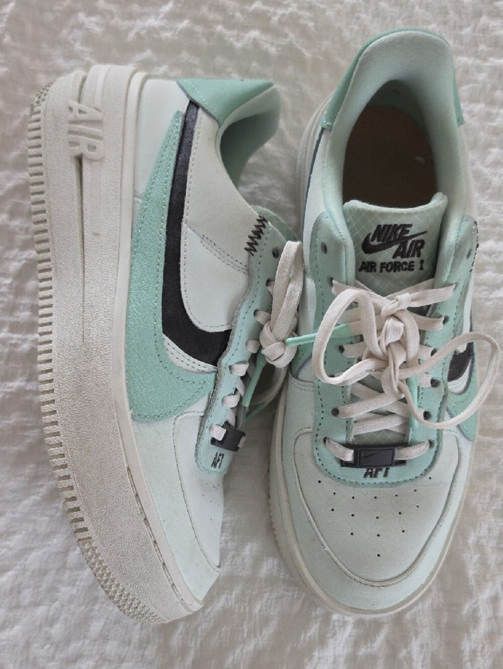 Nike Low-Top Sneakers Mint Green & White - Original NIKE AIR FORCE 1